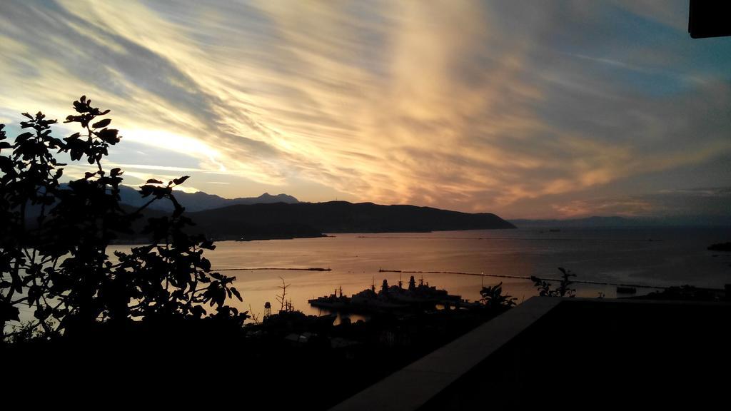 Villa Il Pettirosso La Spezia Zimmer foto